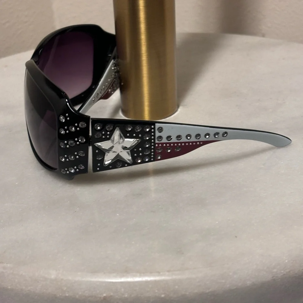 Star - Picture 3 of 4